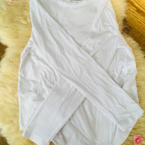 Miss two long sleeved shirts. One black one white. - Picture 3 of 7